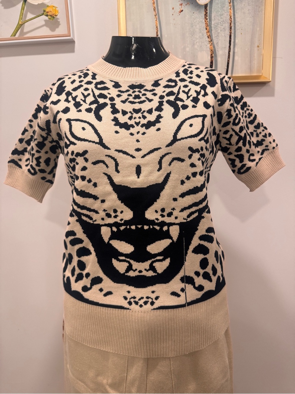 KNITTED SET Crewneck Beige and Black Leopard Intarsia Short-Sleeve BLOUSE
